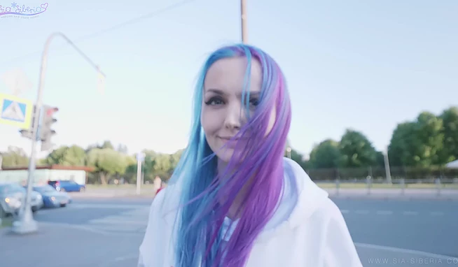 В смысле ты наебал? Я же и отсосала, и в попу дала, и сперму лизнула